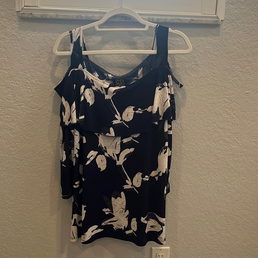 Clara Sun Woo off the shoulder top.
